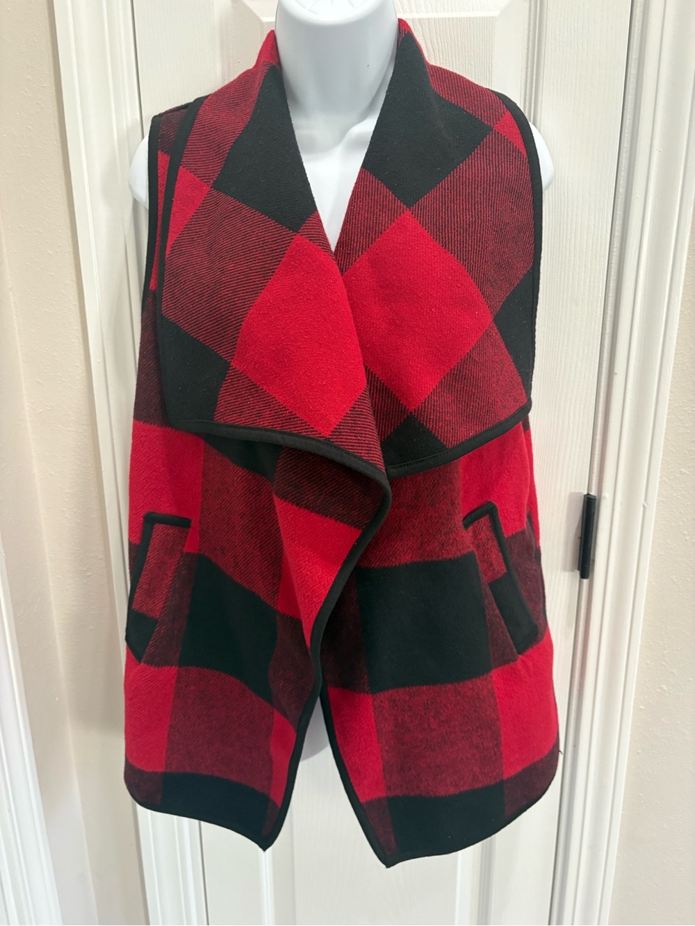 Red & Black Buffalo Plaid Sleeveless Wrap Vest
